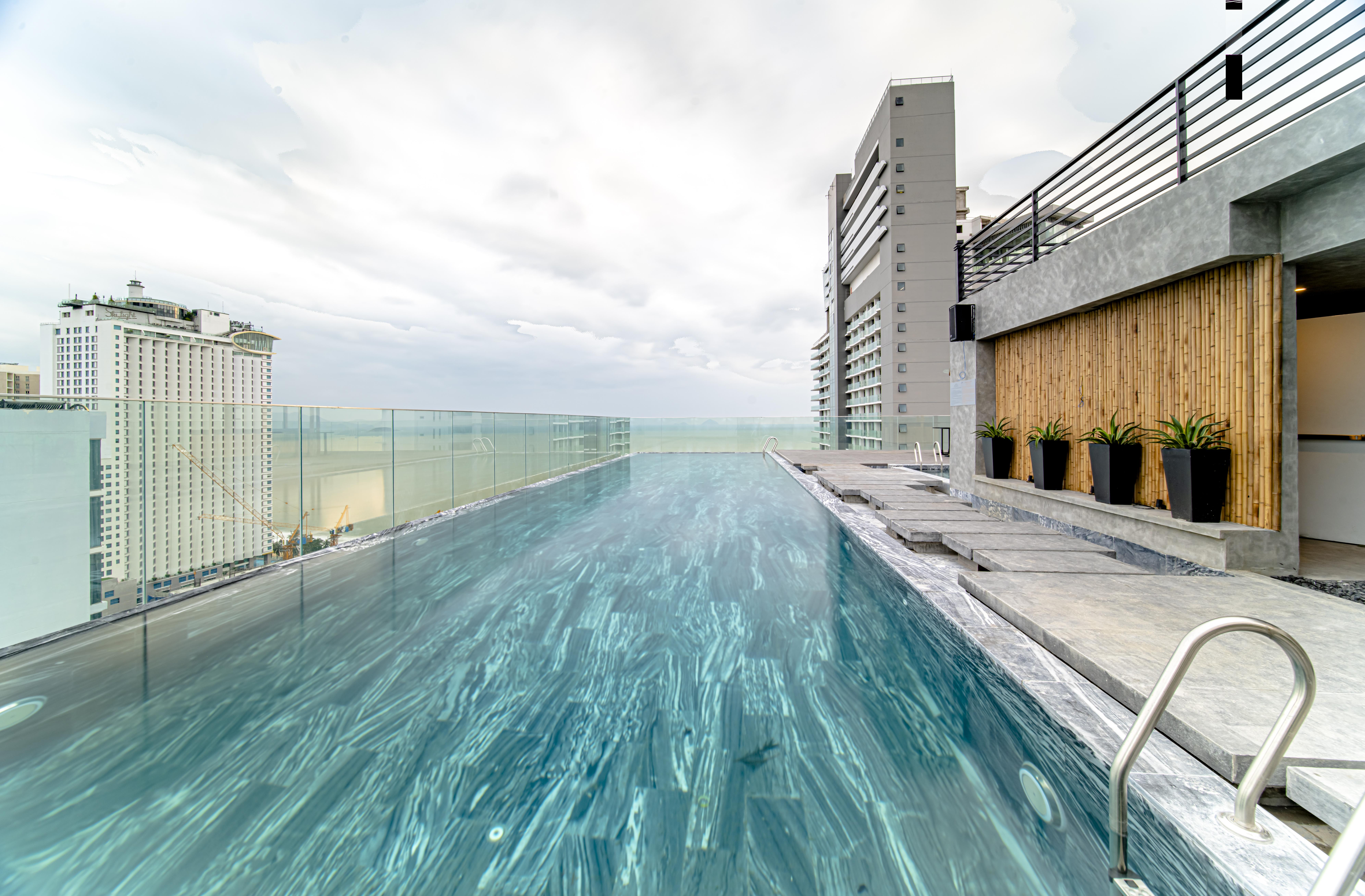 Potique Hotel Nha Trang Bagian luar foto
