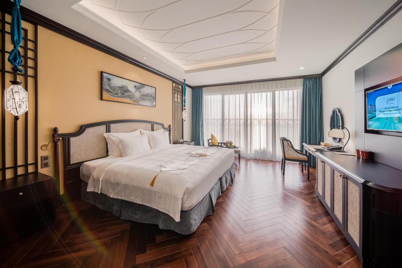 Potique Hotel Nha Trang Bagian luar foto