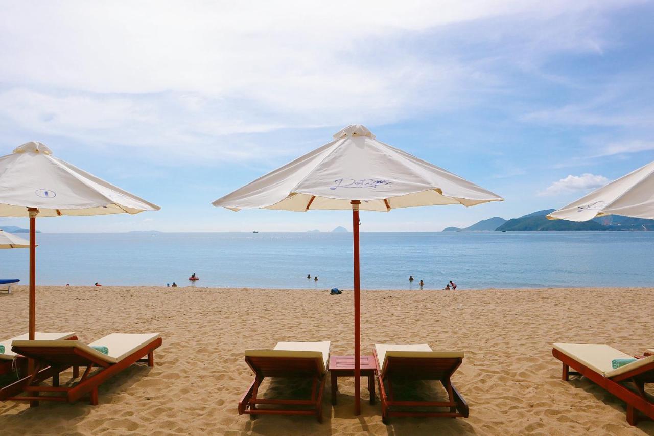 Potique Hotel Nha Trang Bagian luar foto