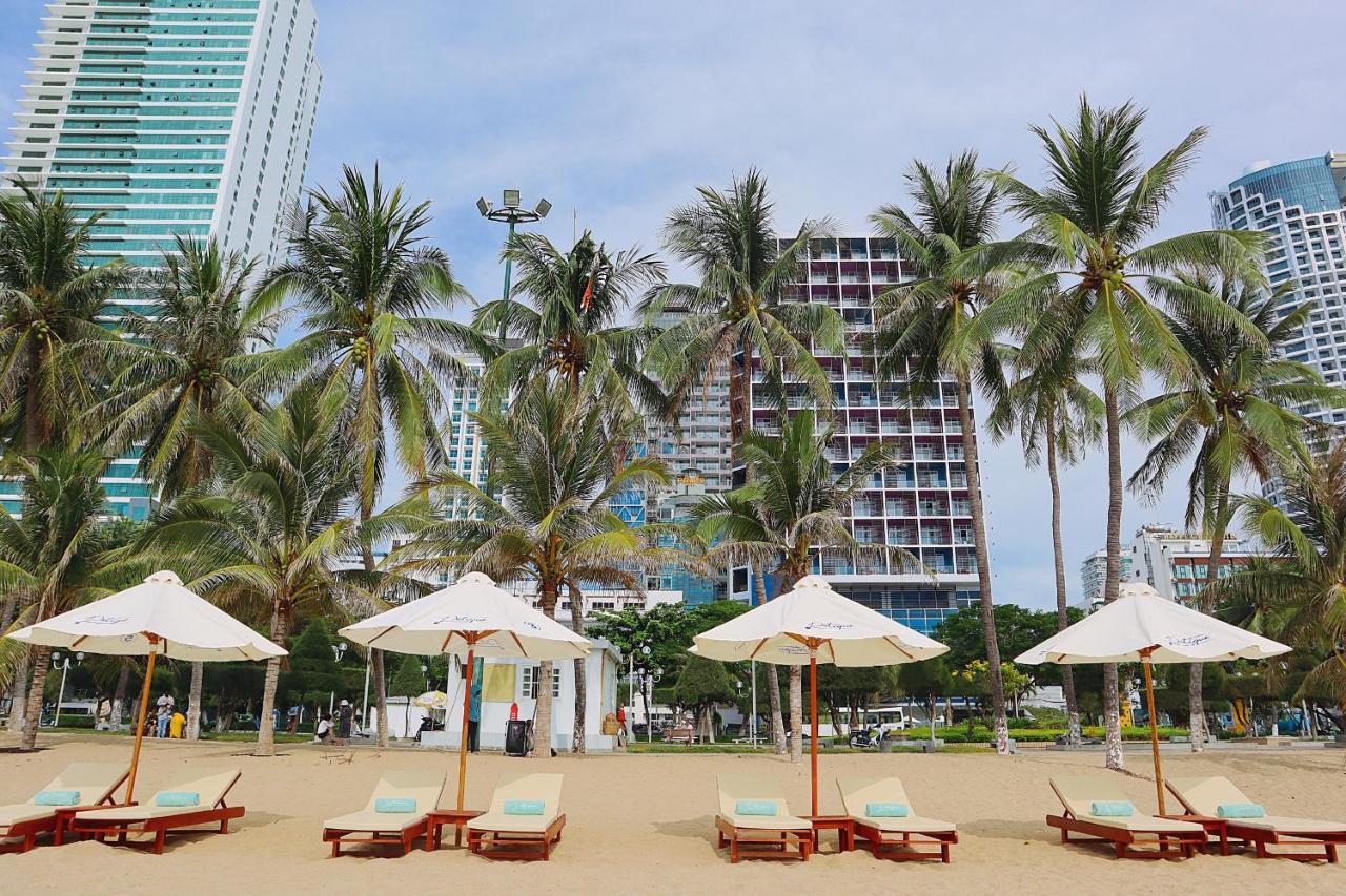Potique Hotel Nha Trang Bagian luar foto